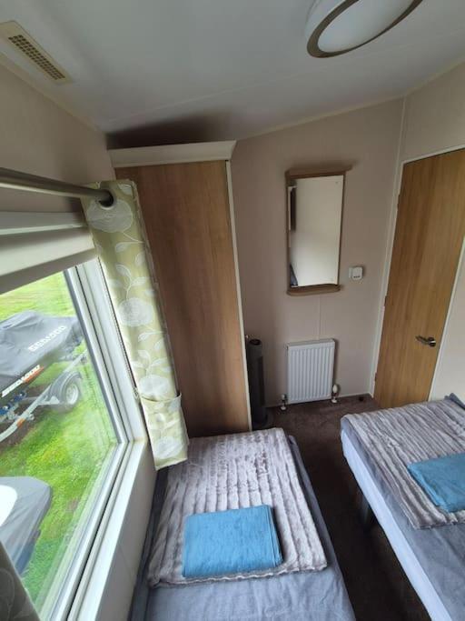 Amazing 2bedroom Caravan In Lincoln, Holiday home